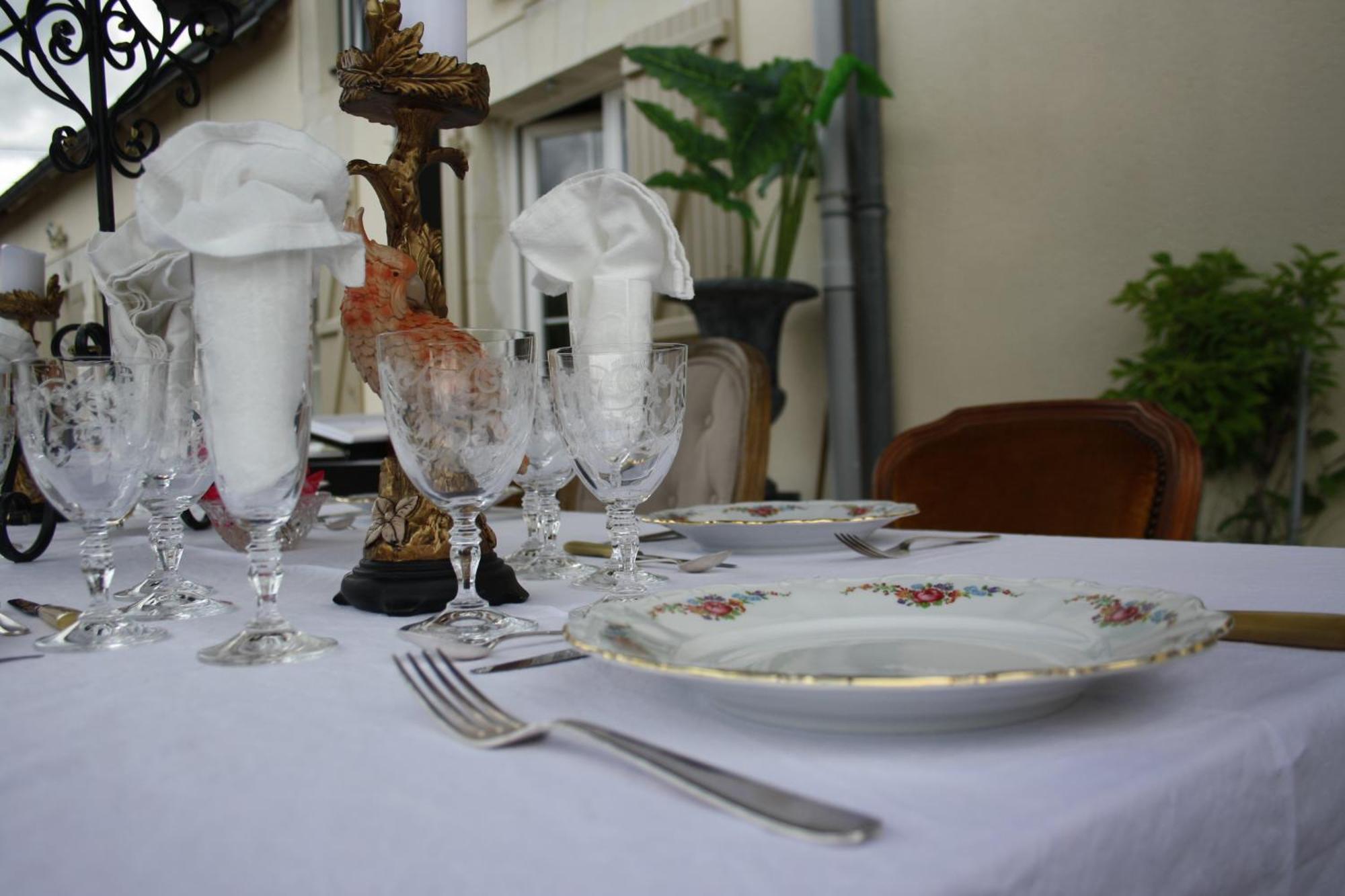 Le Clos Des Roses Chambres Et Tables D Hotes Meusnes Eksteriør billede